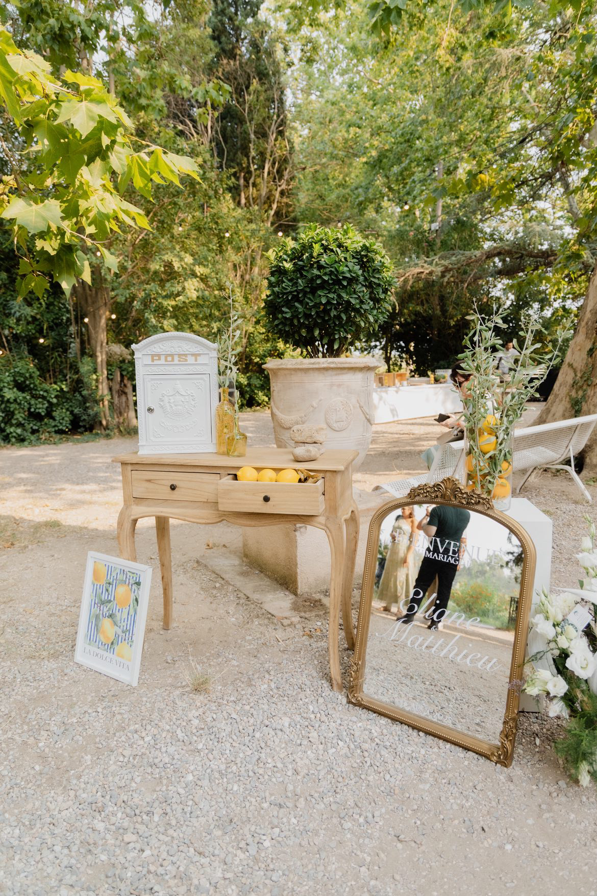 588E4B33-AC5F-44E6-90D6-E147636A9903